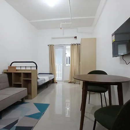 Cozy Urban Retreat At Victoria De Morato Apartment